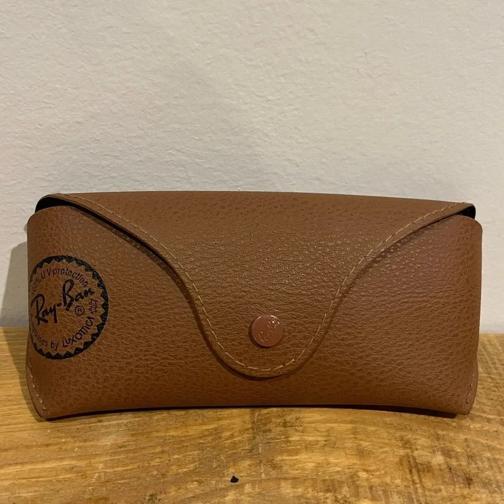 Ray-ban‎ brown leather sunglasses case